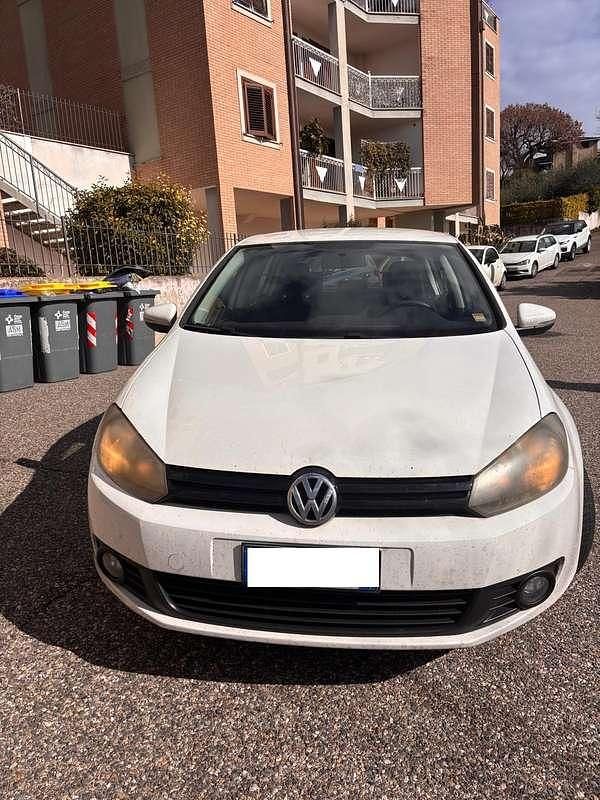 Usata VW Golf VII United 105 CV (77 kW) 2012 Bianco Berlina