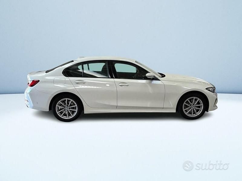Usata BMW 320 190 CV (139 kW) 2023 Bianco Berlina