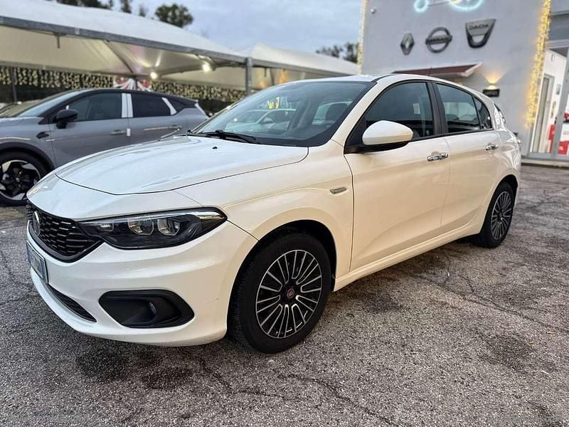 Usata Fiat Tipo Lounge 95 CV (69 kW) 2019 Bianco Station wagon