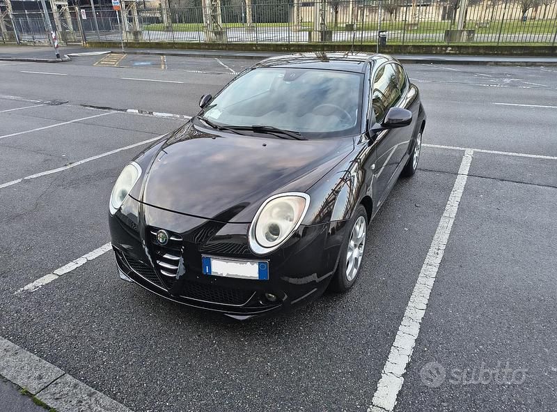 Second-hand Alfa Romeo MiTo Distinctive 135 CP (99 kW) 2010 Negru Hatchback