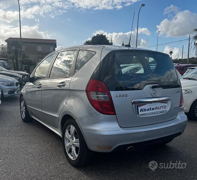 Usata Mercedes A200 Avantgarde 140 CV (102 kW) 2009 Grigio Berlina
