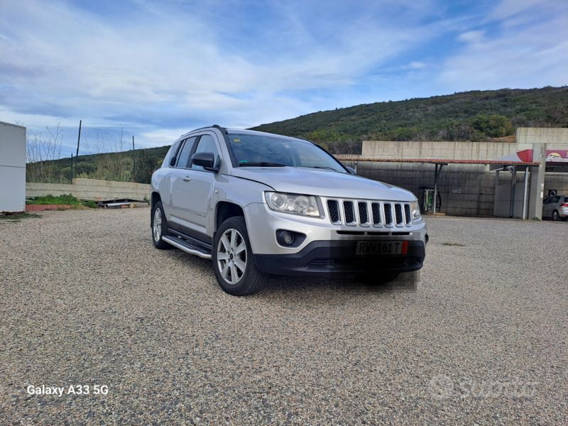 Usata Jeep Compass 163 CV (119 kW) 2012 Grigio SUV