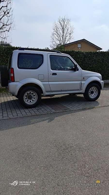 Usata Suzuki Jimny 86 CV (63 kW) 2005 SUV
