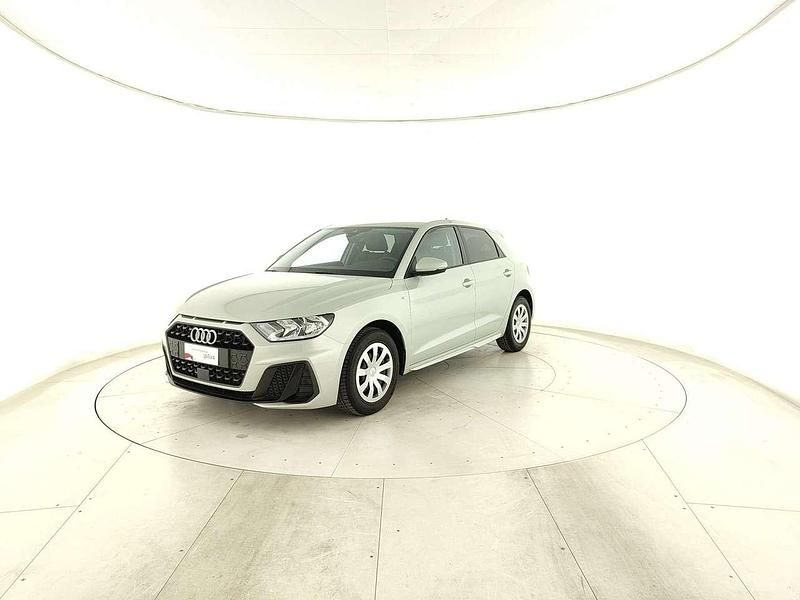 Argento Usata 2024 Audi A1 Sportback S-Line Due volumi | 26.500 € (Buon prezzo) - Immagine 1/4