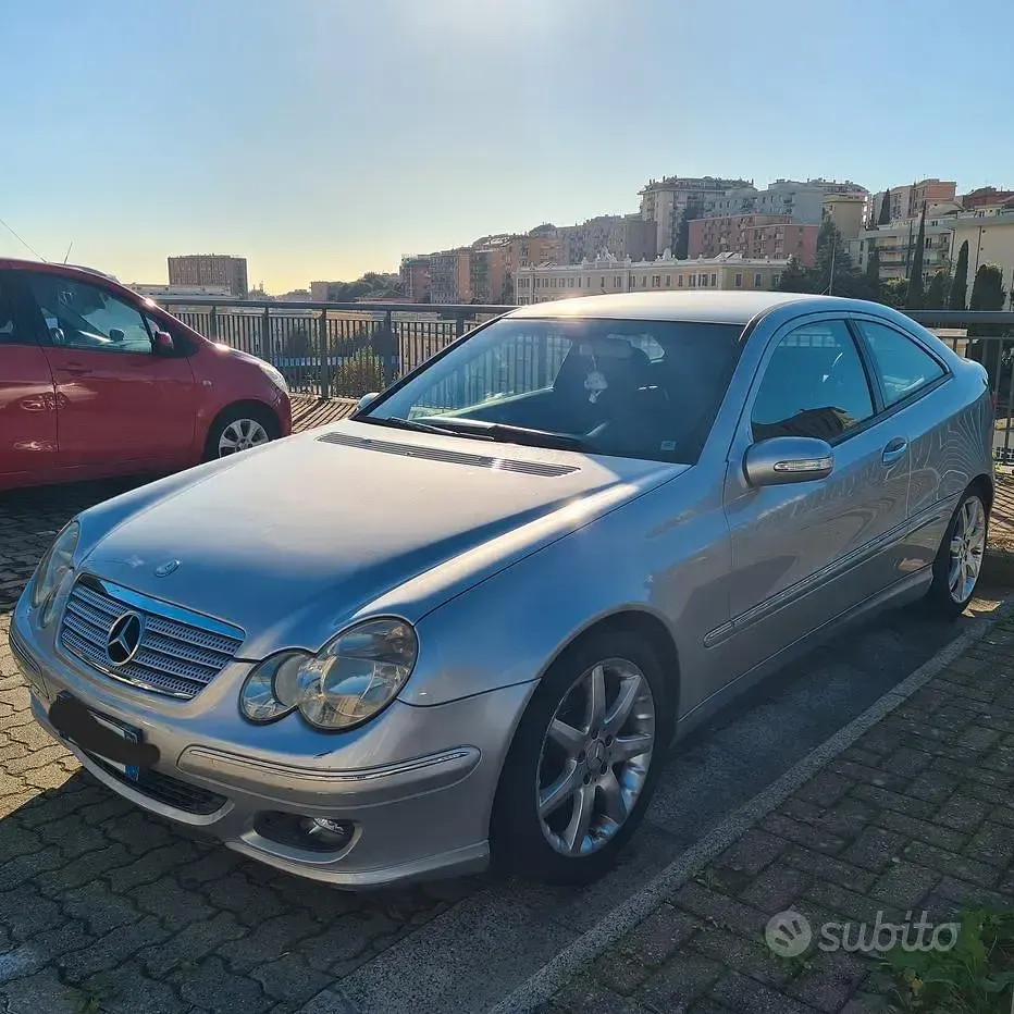 Usata Mercedes C220 Avantgarde 2004 Grigio Coupé