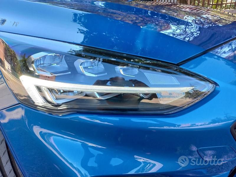 Usata Ford Focus Active 150 CV (110 kW) 2019 Blu Berlina