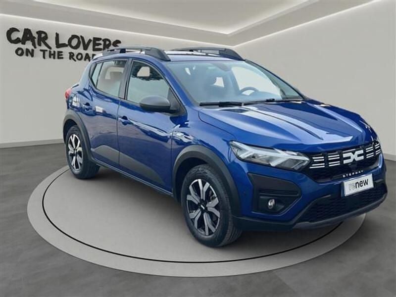 Usata Dacia Sandero Comfort 101 CV (74 kW) 2023 Blu scuro Utilitaria