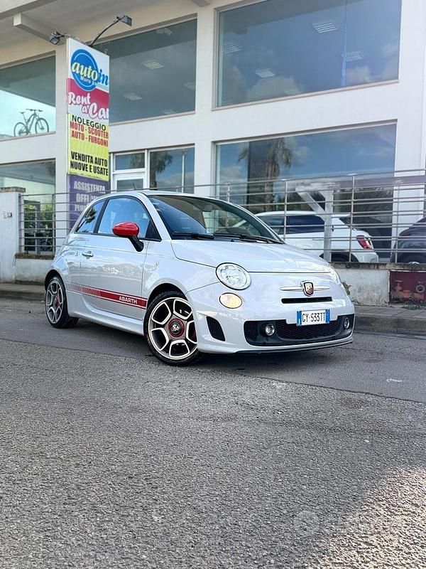 Usata Abarth 500 135 CV (99 kW) 2011 Bianco Berlina
