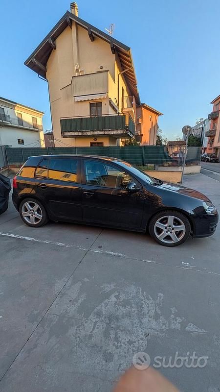 Usata VW Golf VI 2008 Utilitaria