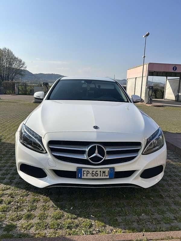 Usata Mercedes C180 116 CV (85 kW) 2018 Berlina