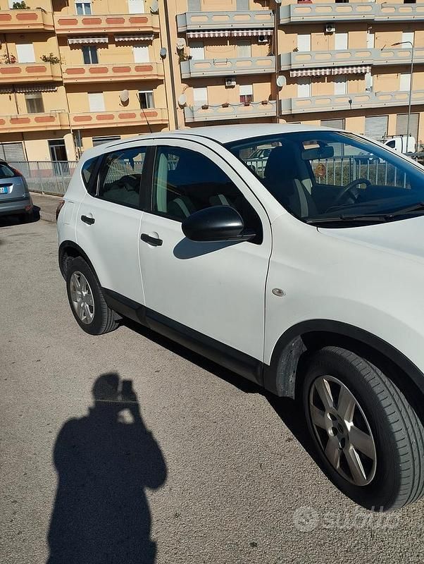 Usata Nissan Qashqai 115 CV (84 kW) 2011 Bianco SUV