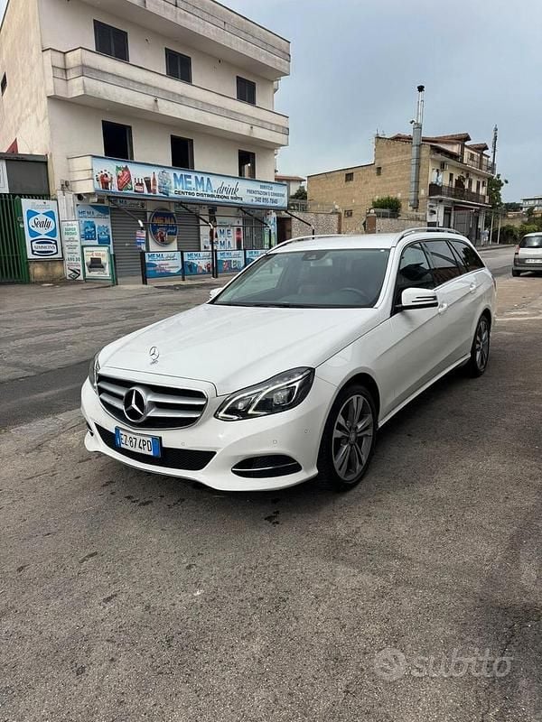 Usata Mercedes E250 Premium 204 CV (150 kW) 2015 Bianco Station wagon