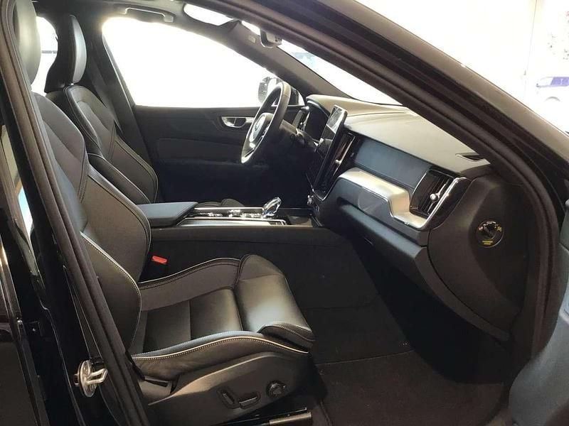 Nuova Volvo XC60 Ultra 253 CV (186 kW) 2026 Nero SUV