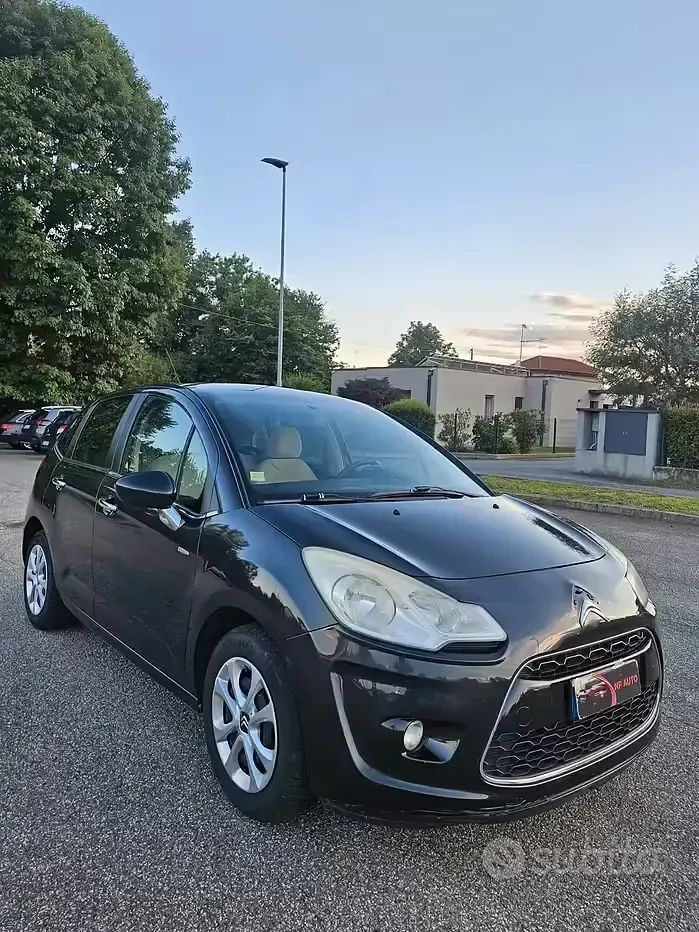 Usata Citroën C3 Exclusive 75 CV (55 kW) 2011 Nero Berlina