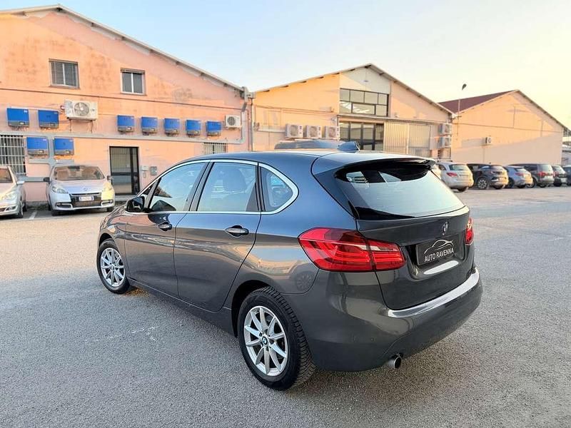 Usata BMW 216 Active Tourer Luxury Line 116 CV (85 kW) 2017 Grigio Monovolume