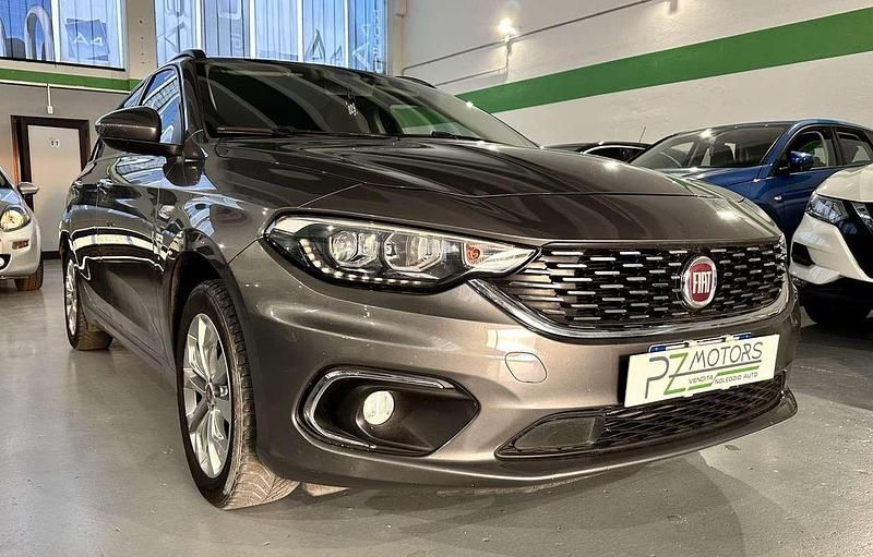 Usata Fiat Tipo Business 120 CV (88 kW) 2020 Grigio Station wagon