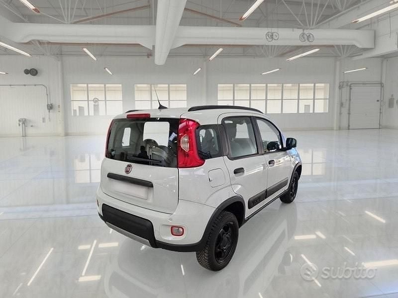 Usata Fiat Panda 4x4 Wild 85 CV (62 kW) 2022 Bianco Utilitaria