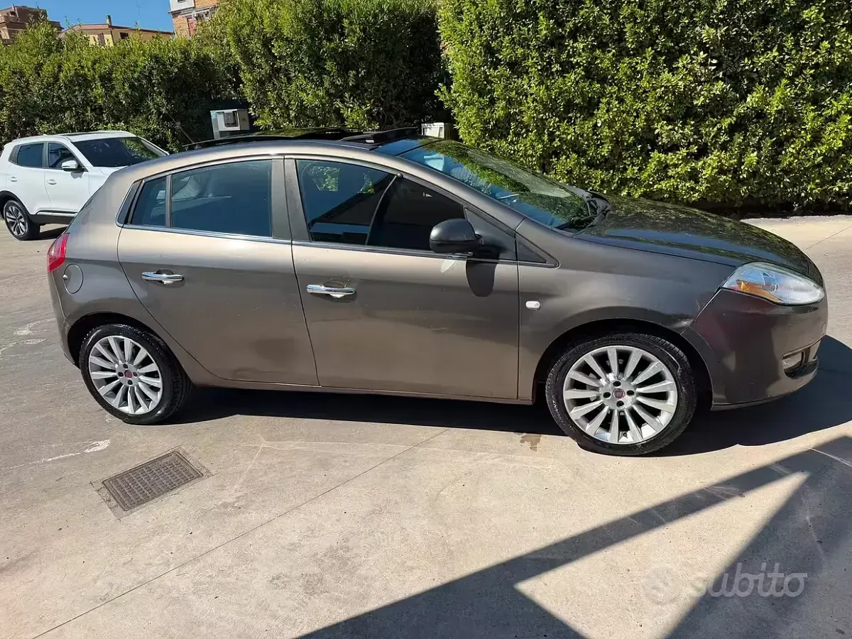 Usata Fiat Bravo 150 CV (110 kW) 2007 Grigio Utilitaria