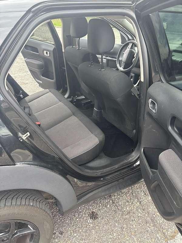 Usata Citroën C4 Shine 99 CV (72 kW) 2015 Nero SUV