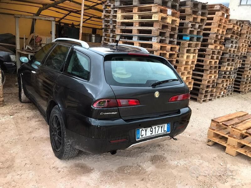 Usata 2005 Alfa Romeo Crosswagon Station wagon | 1500 € (Super prezzo) - Immagine 1/4