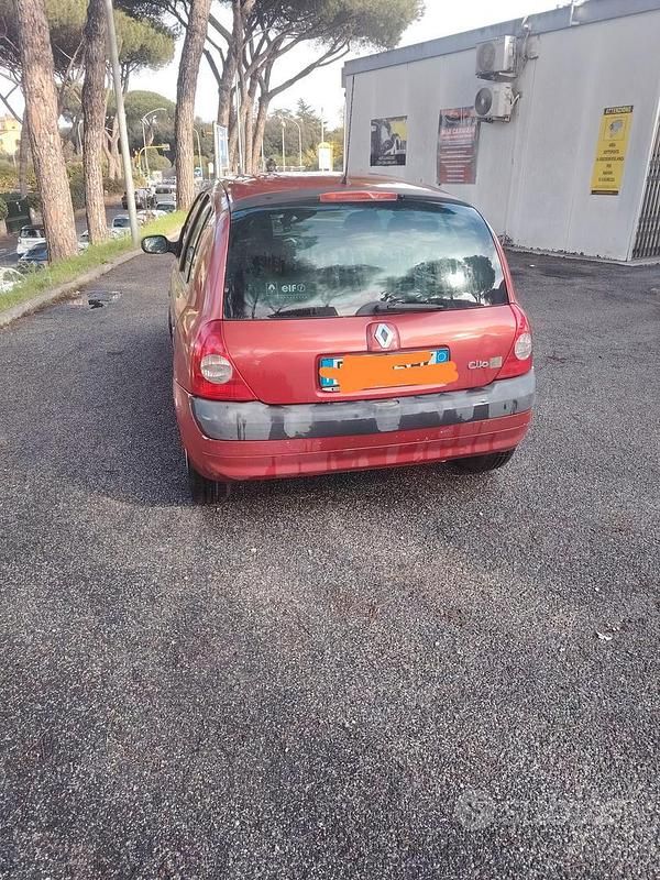 Usata Renault Clio II 2005 Rosso Utilitaria