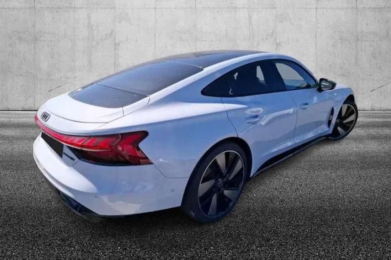 Usata Audi e-tron GT quattro Ambiente 141 kW (193 CV) 2023 Grigio Berlina