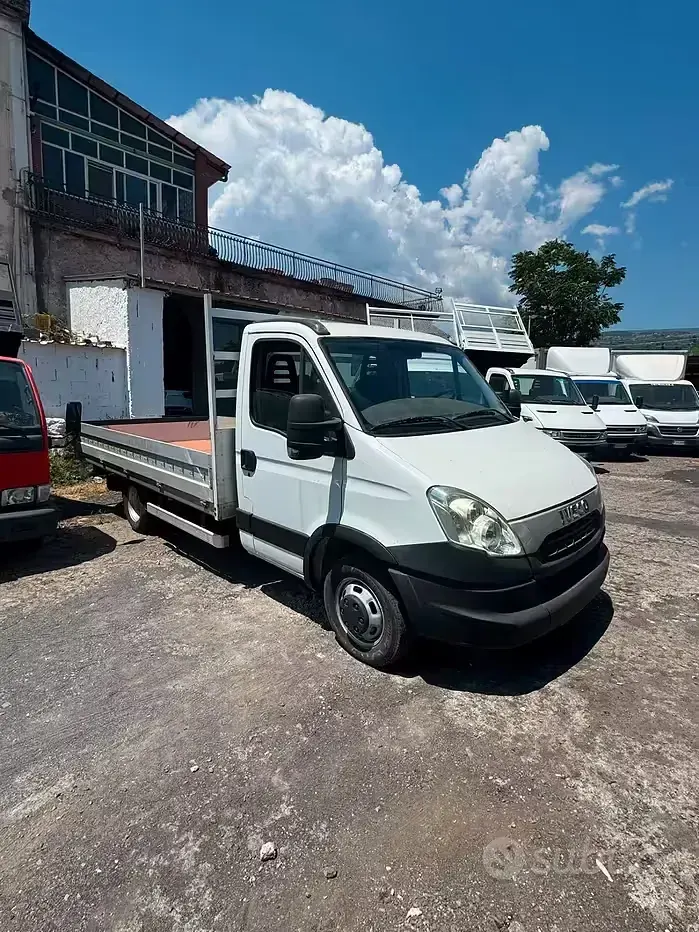 Usata Iveco Daily 145 CV (106 kW) 2012