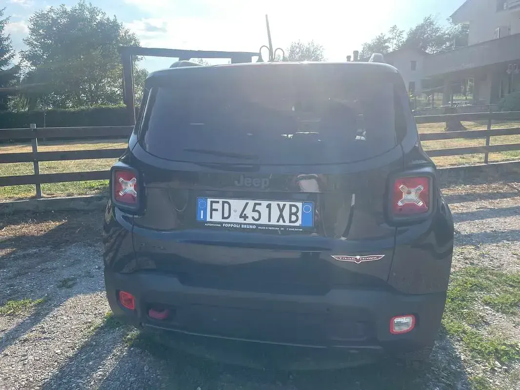 Usata Jeep Renegade Trailhawk 170 CV (125 kW) 2016 SUV