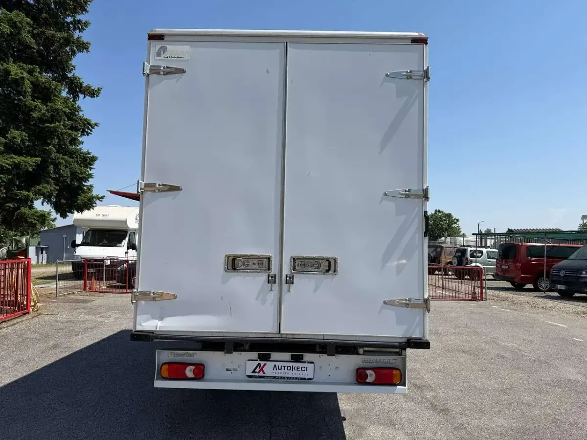 Usata Renault Master 145 CV (106 kW) 2020 Bianco Monovolume