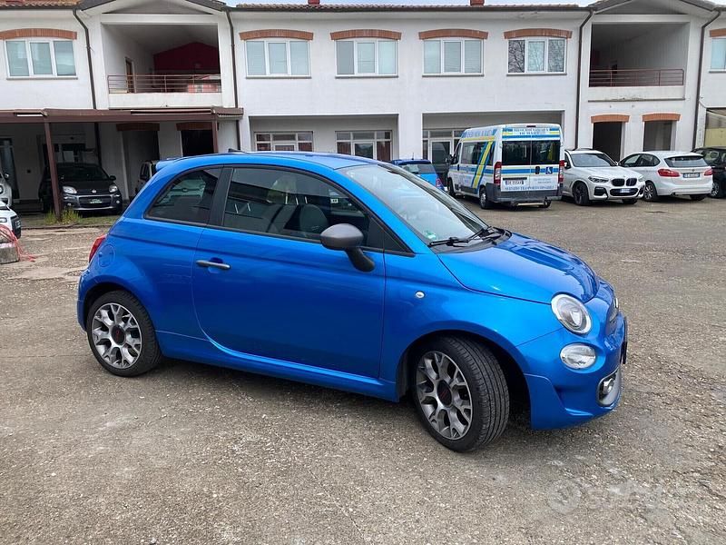 Usata Fiat 500 Mirror 69 CV (50 kW) 2018 Blu Berlina