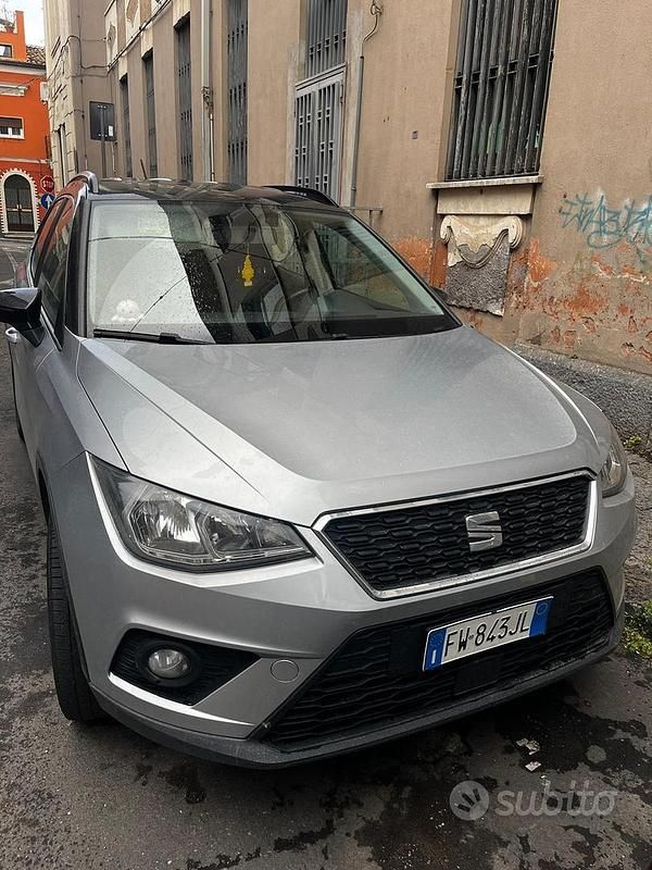 Usata Seat Arona 95 CV (69 kW) 2019 Grigio SUV