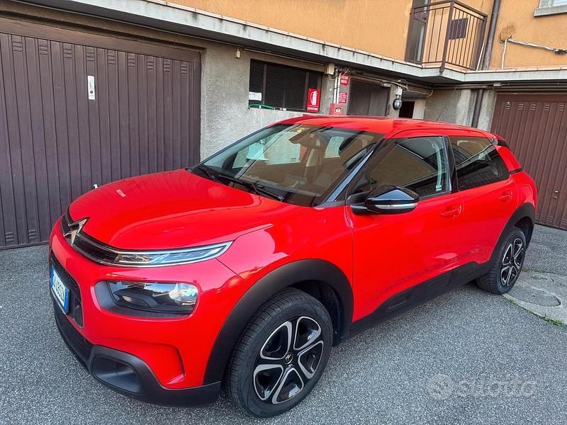 Usata Citroën C4 102 CV (75 kW) 2020 Rosso Berlina