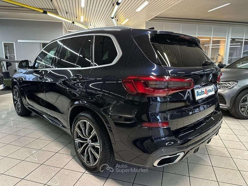 Begagnad BMW X5 M Sport 265 HK (194 kW) 2019 Grå SUV