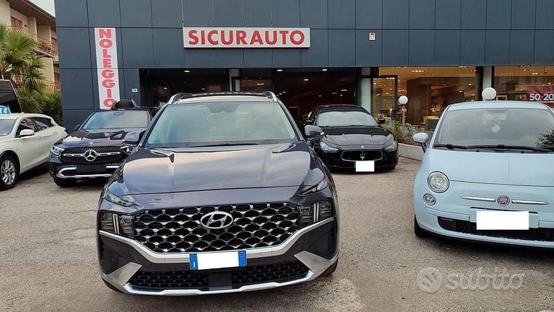 Grigio metallizzato Usata 2021 Hyundai Santa Fe SUV | 28.490 € (Buon prezzo) - Immagine 1/4