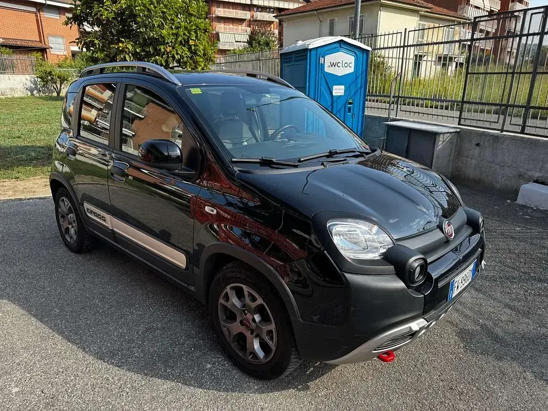 Usata Fiat Panda Cross Cross 69 CV (50 kW) 2019 Nero Utilitaria