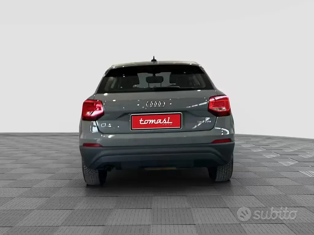 Usata Audi Q2 Business 116 CV (85 kW) 2019 Grigio SUV