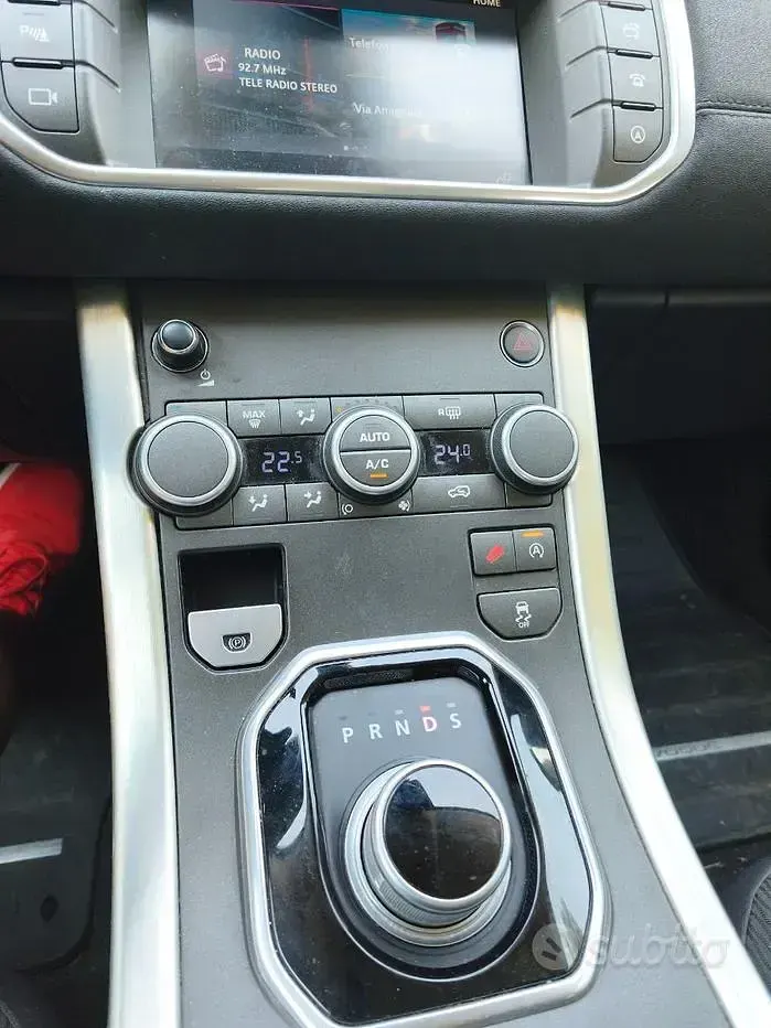 Usata Land Rover Range Rover evoque 150 CV (110 kW) 2016 Nero SUV