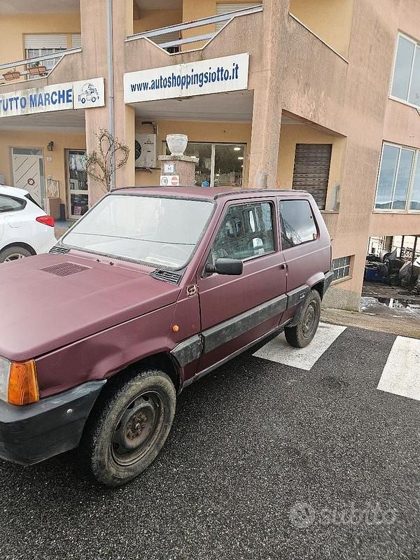 Usata Fiat Panda 4x4 50 CV (36 kW) 1987 Utilitaria