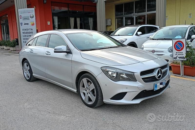 Usata Mercedes CLA180 Business 109 CV (80 kW) 2016 Grigio Berlina