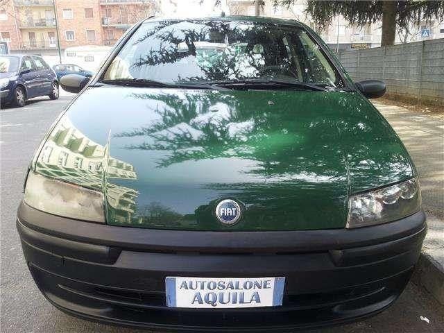 Verde Usata 2001 Fiat Punto Due volumi | 2500 € (Buon prezzo) - Immagine 1/4