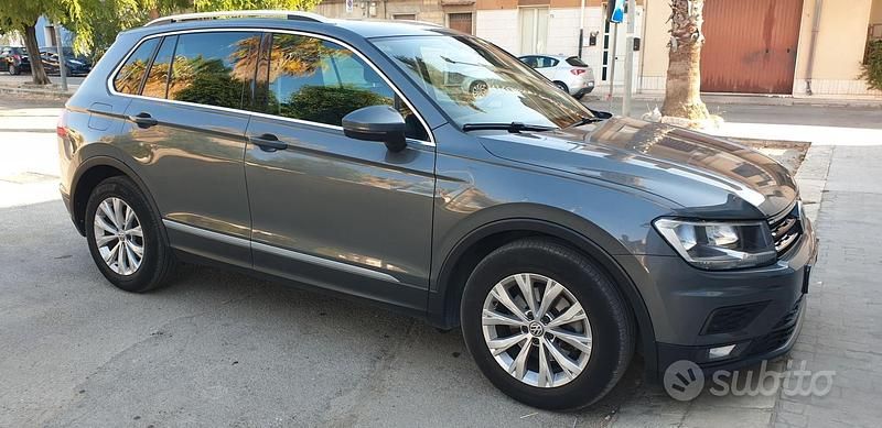 Grigio Usata 2018 VW Tiguan SUV | 18.000 € (Buon prezzo) - Immagine 1/4