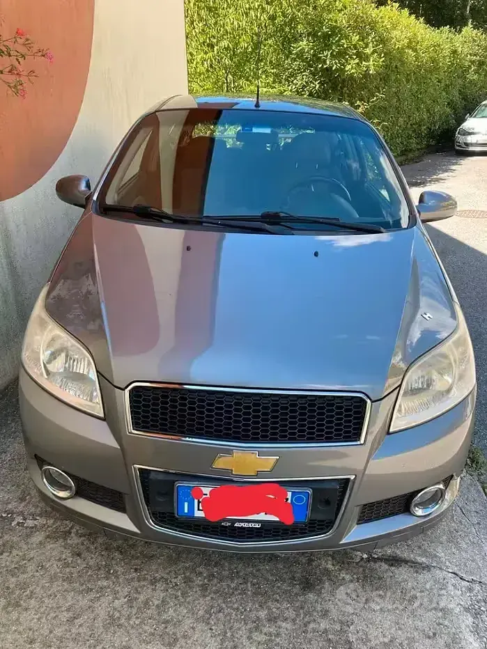 Usata Chevrolet Aveo 84 CV (61 kW) 2011 Grigio Berlina