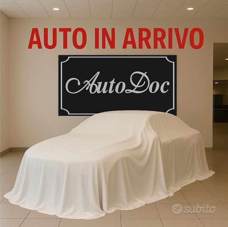 Usata Lancia Ypsilon 69 CV (50 kW) 2016 Grigio Utilitaria