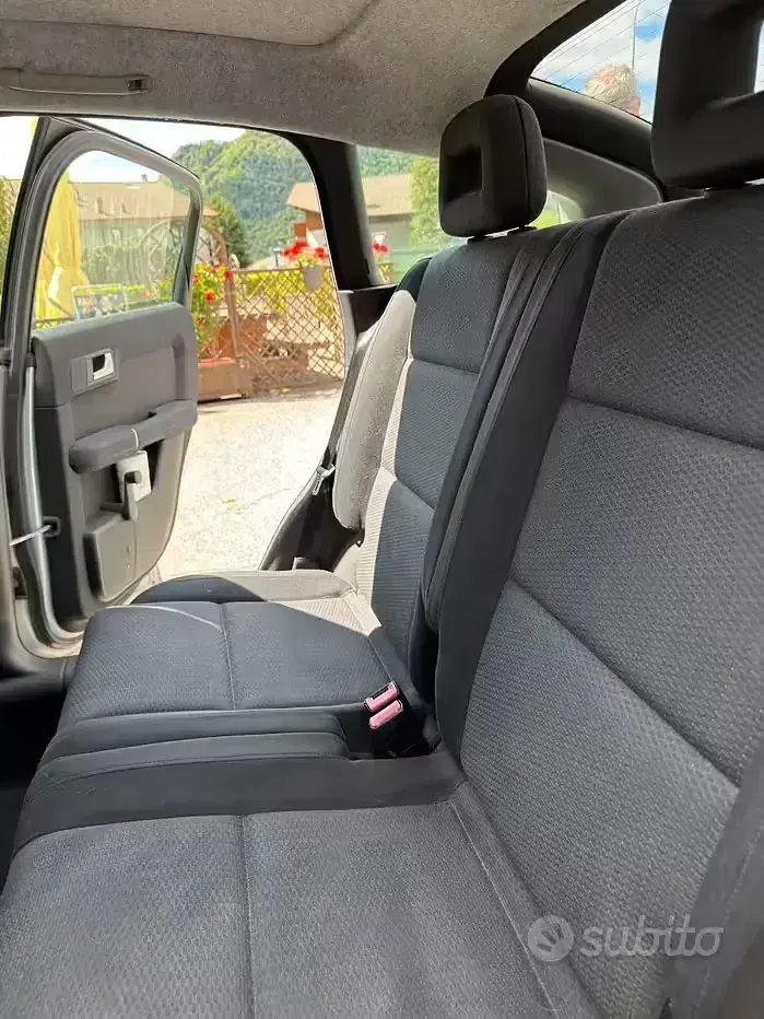 Usata Audi A2 75 CV (55 kW) 2003 Grigio Utilitaria