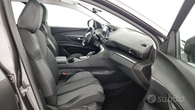 Usata Peugeot 3008 Allure 131 CV (96 kW) 2021 Grigio SUV