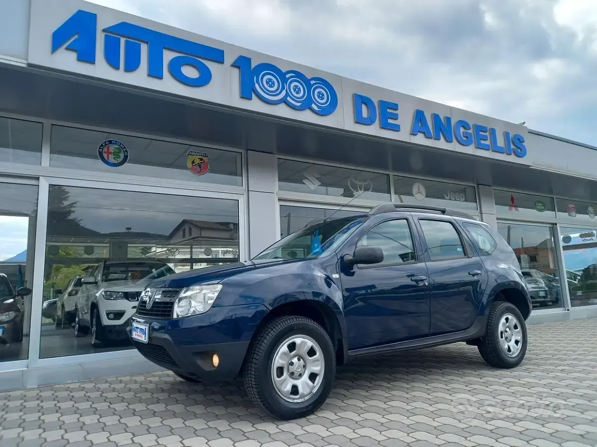 Usata Dacia Duster 90 CV (66 kW) 2013 Blu SUV