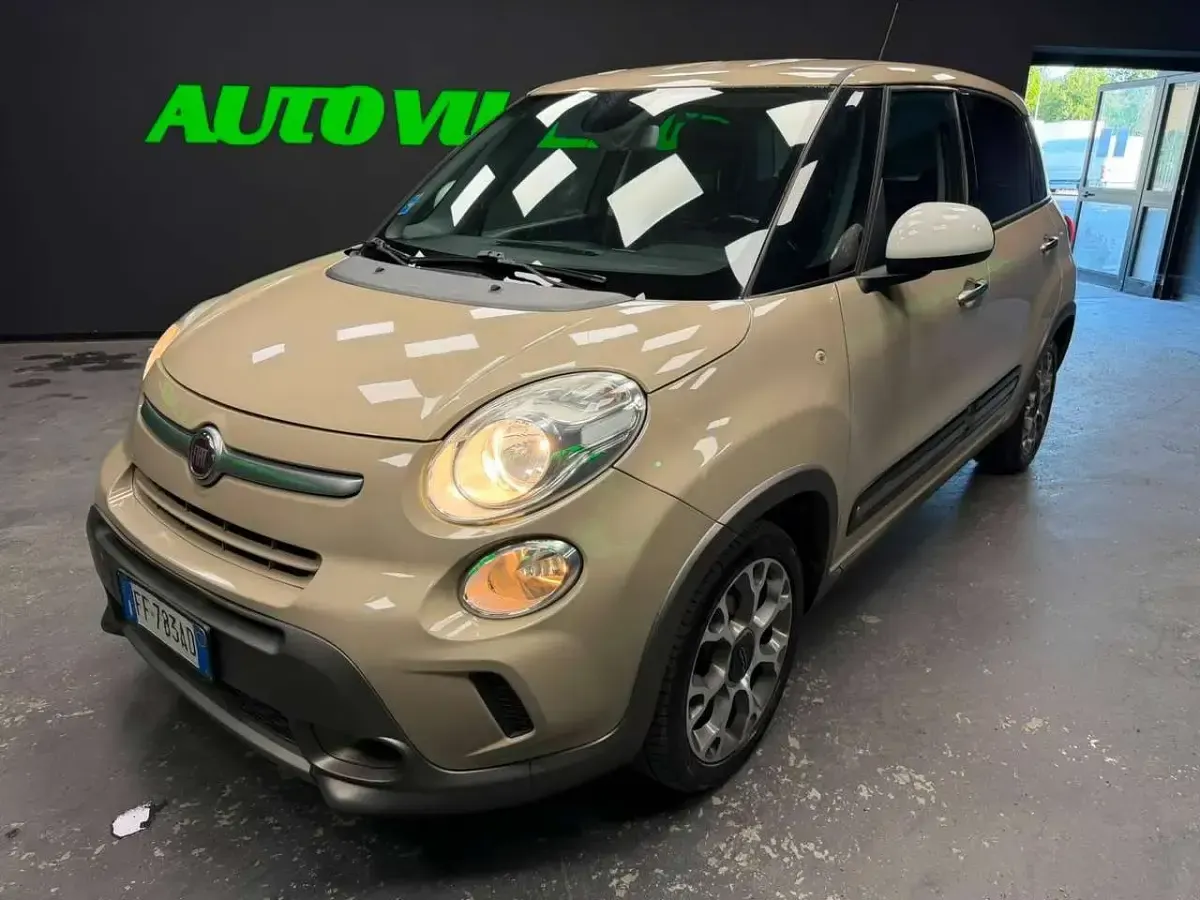 Usata Fiat 500L Trekking 95 CV (69 kW) 2016 Beige Monovolume