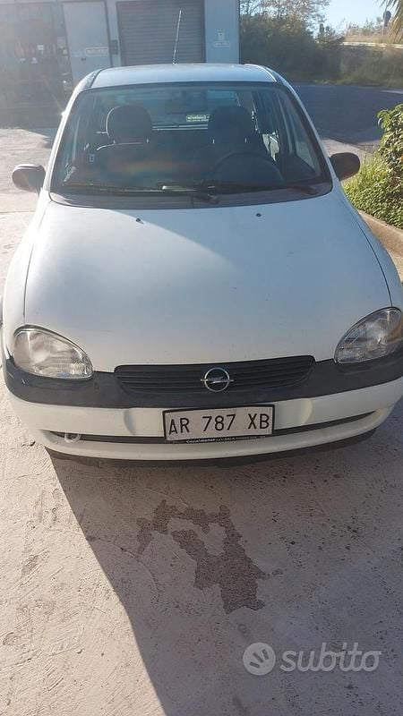 Usata Opel Corsa 1997 Bianco Berlina