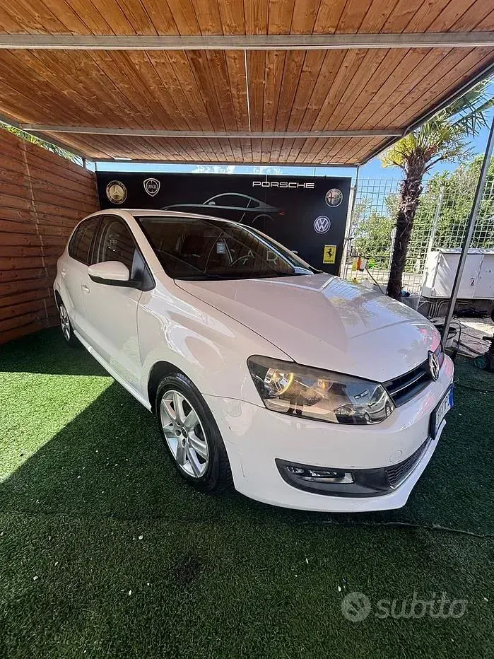 Usata VW Polo Highline 105 CV (77 kW) 2011 Bianco Utilitaria