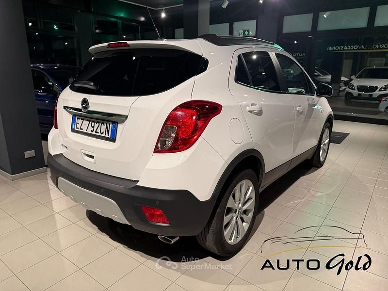 Usata Opel Mokka Cosmo 140 CV (102 kW) 2015 Bianco SUV